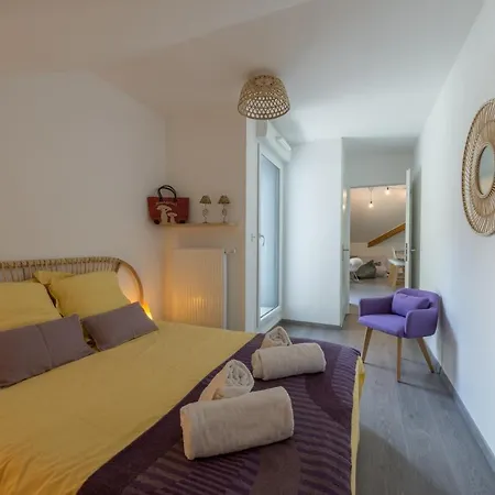 Duingt-entre Et Taillefer 2 Pas Piste Cyclable Et Par Lla Selections By Location Annecy *